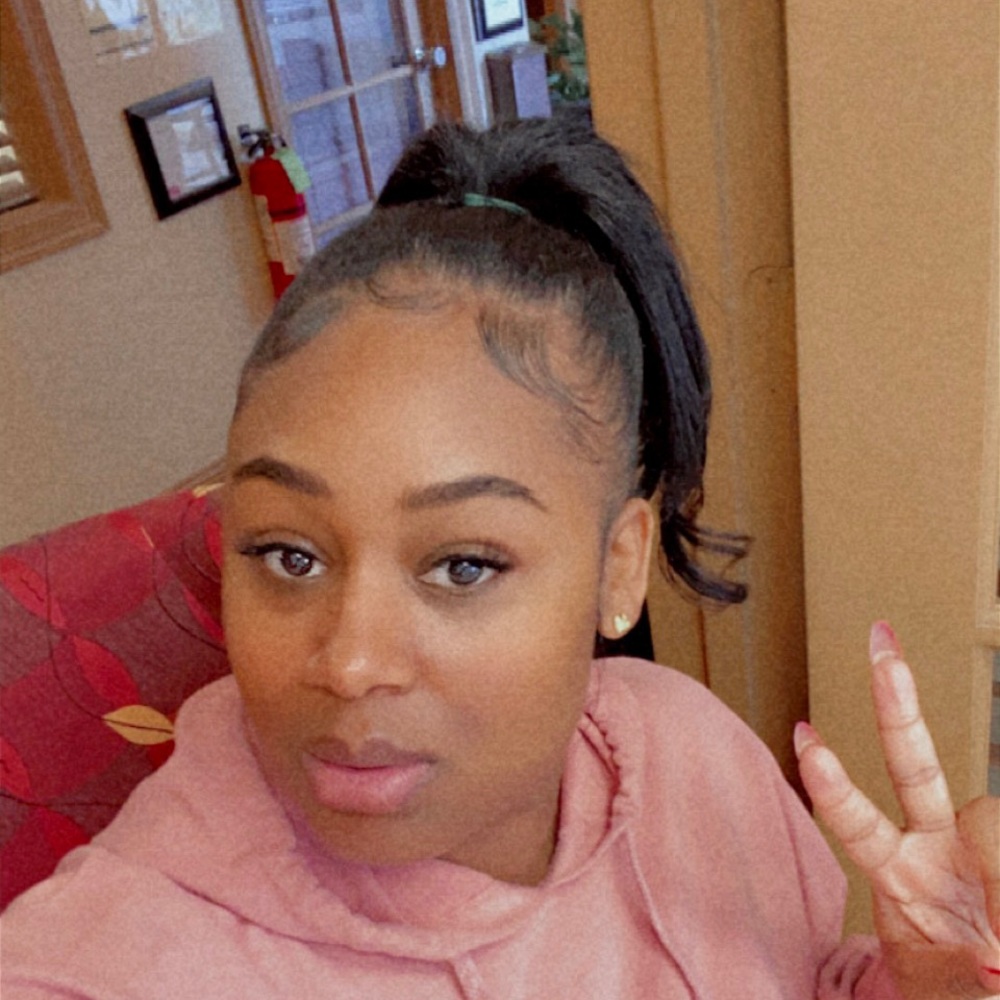 Meet your Posher, Zari